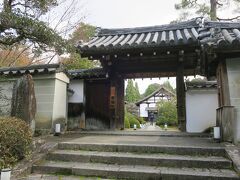 東福寺の紅葉を堪能してから雲龍院に来ました！

今回の京都旅にあたって京都通のトラベラーakikoさんの
たくさんの素敵な旅行記を参考にさせていただきました。
akikoさん、どうもありがとう☆

綺麗な東福寺の紅葉が見られるakikoさんの旅行記は↓
https://4travel.jp/travelogue/11081436
