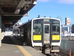 水戸駅からＪＲ水郡線に乗ります。
約３０分で常陸太田駅に到着。
終着駅です。