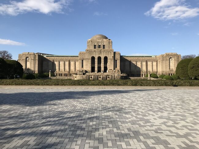 聖徳記念絵画館