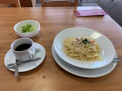 ベーカリーカフェ