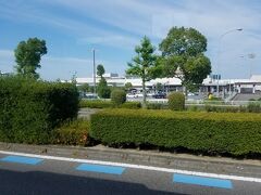 杵築バスターミナルから黒津崎まで路線バスで行きます。途中の大分空港に寄ります。