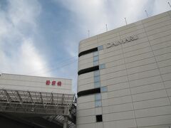 帯屋町アーケード近くの大丸　広域で有名な百貨店としては高知市唯一