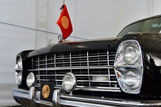 沼津御用邸<br />期間限定で特別公開されていた旧御料車の日産プリンス・ロイヤル。<br />当時の国産車としては、車幅は信じられないくらいあった。