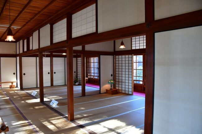 沼津御用邸<br />東付属邸内部。
