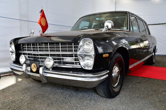 沼津御用邸<br />戻って日産プリンス・ロイヤルを撮影。