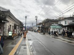 寿司通りから、堺町通りへ移動。
小樽のメインストリートといってもいいだろうこの通りは、いろいろなお店があり、小樽で有名なお店はほぼここにあるといっても過言ではないだろう。

例えば