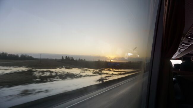 朝日が登ります