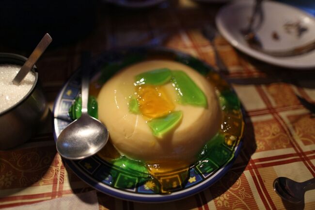 デザート<br /><br />私は好き嫌いは無いのだが、この手のモノは苦手だ・・・プリントかムース。