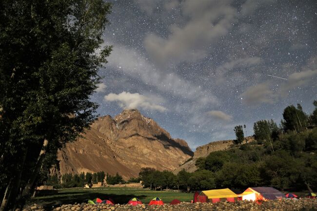 キャンプも撮ってみた。