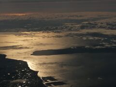 だいぶ西へ行ってしまいましたが、姫路市上空辺りまでならどうにか明石海峡大橋を見ることができます。