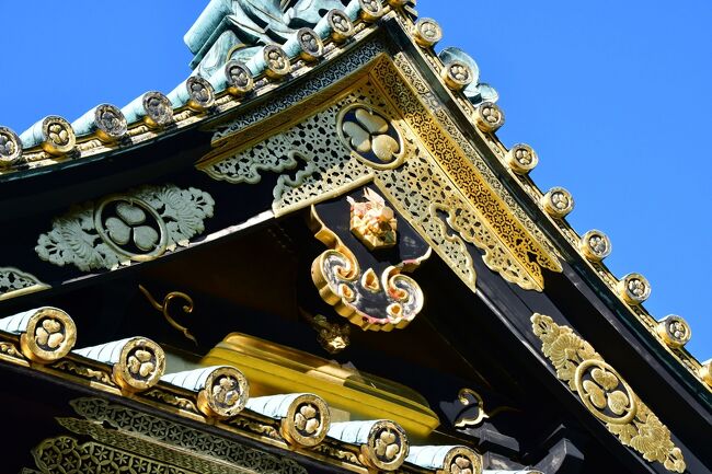 久能山東照宮<br />御社殿の装飾。