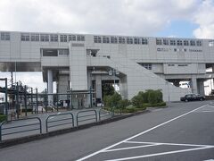 ●大阪モノレール 豊川駅

2007年の彩都線延伸に伴い開業した駅です。
この駅を見ると、You Tubeでに上がっていた、モノレールが提供している大阪北部地震の映像を思い出します。
大きな揺れを観測した場所でもあります。