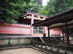 若宮神社に到着。
この周りには、人が生涯を送る間に遭遇する難所をお守りくださる神々を祀る、15のお社があるのだが、サラっとスルーしてしまいました。最近苦難が多いのはこの影響か・・・