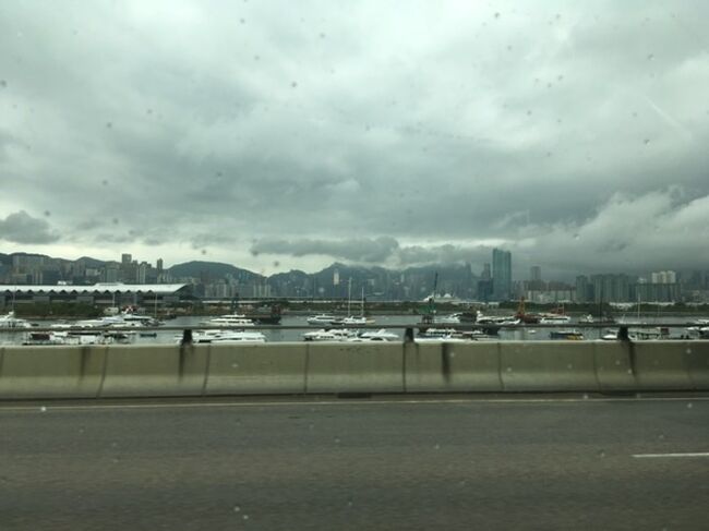 香港での行事も無事終了して、一路、香港国際空港へ。