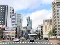 広小路通沿いをこのまま歩いて行くと名古屋駅周辺に着きます。

『スパイラルタワーズ』が目立ちます。