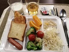 ３日目の朝食、もちろんブッフェ、二日間ブッフェを頂いたけど、以前は和食か洋食の選択制だったのになあ。ここは本来会員制なのに楽天でも予約できるようになったからみたい