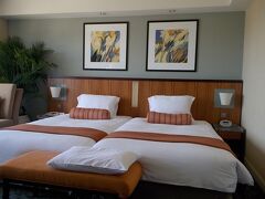 そしてアリビラに戻るとルームチェンジ！
せっかくのアリビラだから、１週間の滞在中に違う部屋タイプも楽しみたい。
というわけでプレミアツインからプラシエンテツインへ移動です。
青の洞窟シュノーケリングに行っている間にホテル側で荷物の移動をしてくれていました。