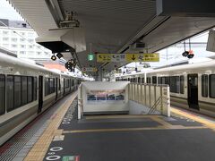１１時頃に自宅を出発。
ＪＲ奈良線にて奈良駅を目指す。
１２時少し前に奈良駅に到着。