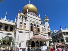 Bugis駅から歩いてサルタン・モスクへ

春節なので、外観のみ
