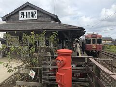 折り返して銚子駅に戻っていく列車、いつまでも残って欲しい路線です