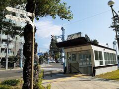 さて中島公園の終点、
地下鉄幌平橋駅です