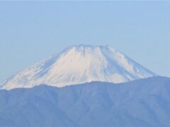 ２０２１年元旦
東京から眺める新年の富士山