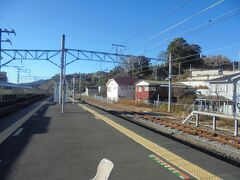 （早川駅）　トイレのため、途中下車しました。