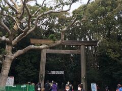 折角なので、近くにある熱田神宮へ参拝しましょう。