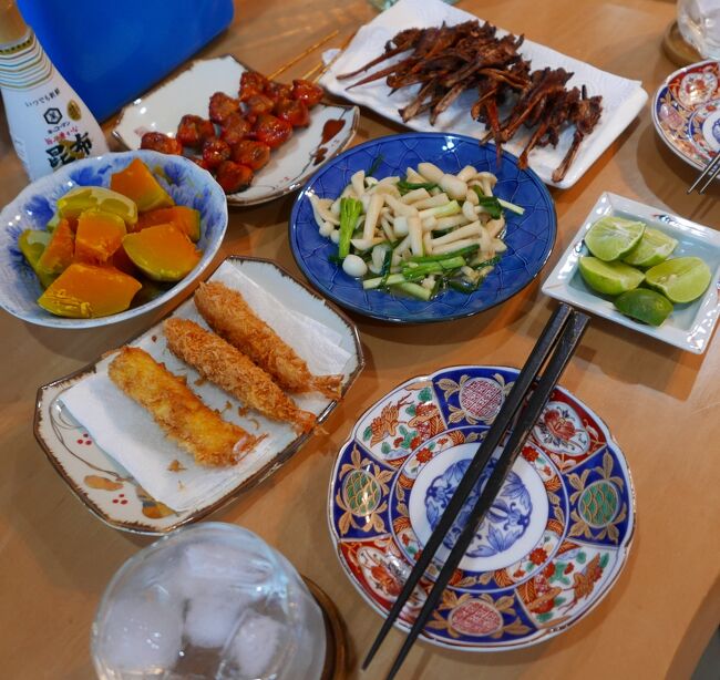 2021年1月1日　夕食<br />エビフライ（冷凍）．．．△<br />キノコ炒め．．．．〇<br />カボチャ煮．．．．〇<br />アヒルの口ばし揚げ．．．△<br />鶏の肛門揚げ．．．．△