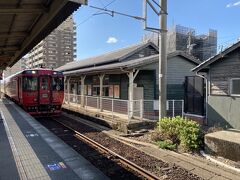 肥後大津駅に戻って九州横断特急へ。
ほぼ満席で驚きました。