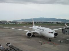 帰りもB787で帰ります。