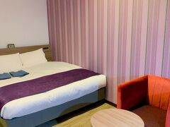 新しくてキレイで快適な、ホテルでゆっくり休み、朝を迎えました。　