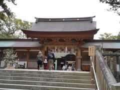 3年ぶり大山祇神社初詣。予想通り、ここなら疎でした。隣接道の駅で売ってた、すいぐんロマンのみかんストレート500ml 300円、うまくてお得感。