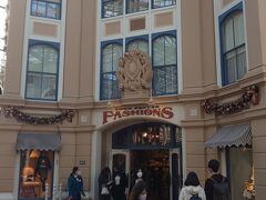 クリスマスシーズンのディズニーランドで遊び尽くす その1 東京ディズニーリゾート 千葉県 の旅行記 ブログ By ごりさん フォートラベル