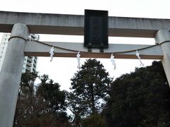 「乃木神社」と書いてある鳥居☆