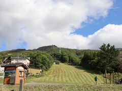 本日は蔵王中央ロープウェイで山上に上がり紅葉を楽しみます。