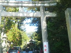 岡崎神社からスタートです。
