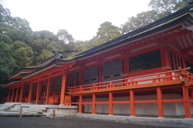 この宇佐神宮は上宮と外宮に分かれている。<br /><br />上宮だけにお参りするのは「片参り」と言<br />ってよろしくないのだそうで、下宮にもお<br />参りすることにした。<br /><br />こちらは農業漁業などの産業発展の神様だ<br />とか。下々のための神様である。