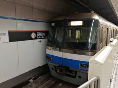 姪浜（めいのはま）行の電車です。