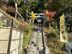 そして神社です。