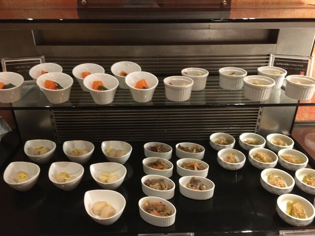 旦那様とカクテルタイムに向かいます。