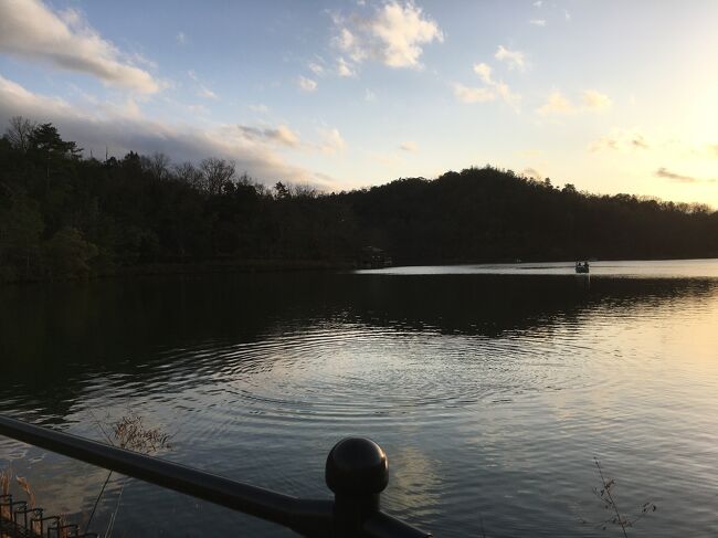 チェックアウトの後に、宝ヶ池を1周しました。<br />こんな時期に悩みましたが、感染対策をしっかりとして滞在しました。<br />頑張っているホテルの方に応援したかったのもあります。<br /><br />記念に観光もない旅行記ですがアップしました。<br />最後までお付き合いいただきありがとうございましたm(__)m<br /><br />