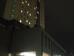 青森市まで戻ってきて、今夜の宿は「ホテル青森」

