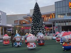 ●ららぽーとエキスポシティ

かわいいクリスマス仕様のデコレーションがありました。