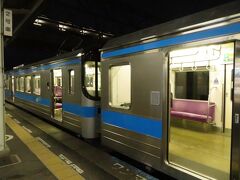 2020.12.30　多度津
両運転台の７０００形（Ｍｃ’）と、片運転台の７１００形（Ｔｃ）。電車も気動車のようなノリで運用するところが四国らしい。