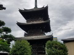 江戸時代の木造の三重塔