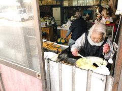 香の香から金蔵寺駅に向かう途中で見つけたこれまたうどん屋さん