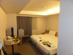 仕事が終わって・・宿は元町の東急REIホテルです。