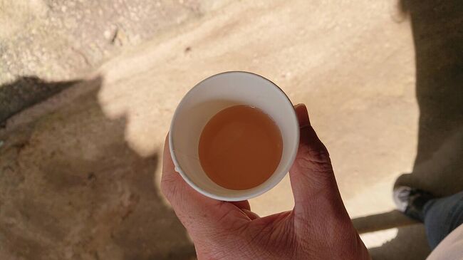 湯を貰いました(無病息災にいい？)<br />不思議な味でした