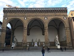 ロッジア・ディ・ランツィ
Loggia dei Lanzi
